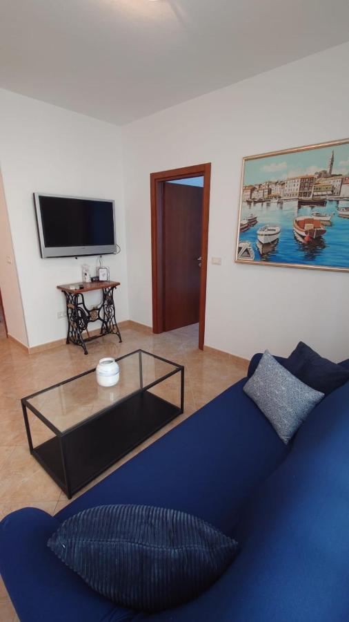Apartments Lola Rovinj Buitenkant foto